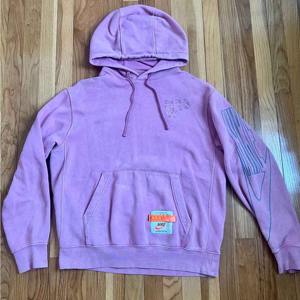 Nike sweatshirt